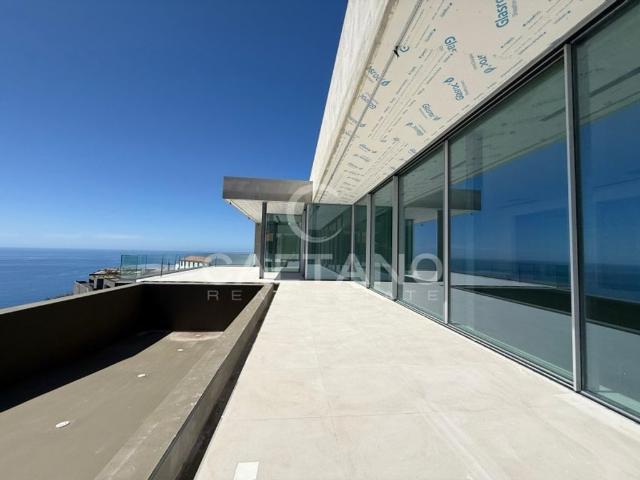 à venda Mansão de alto padrão de 630 m2, Calheta, Portugal