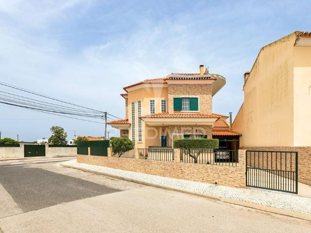 à venda Mansão de alto padrão de 120 m2, Benavente, Santarém