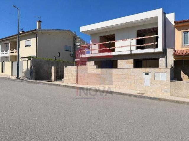 à venda Mansão de alto padrão de 146 m2, Braga, Portugal