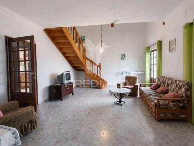 à venda Mansão de alto padrão de 200 m2, Moita, Setúbal