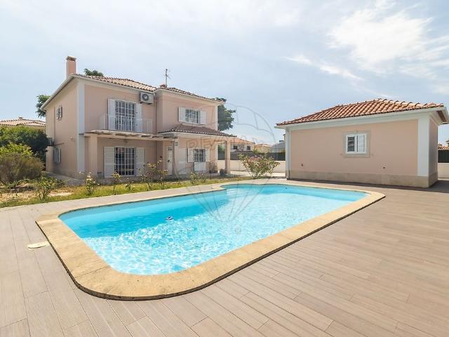 à venda Mansão de alto padrão de 215 m2, Azeitão, Setúbal