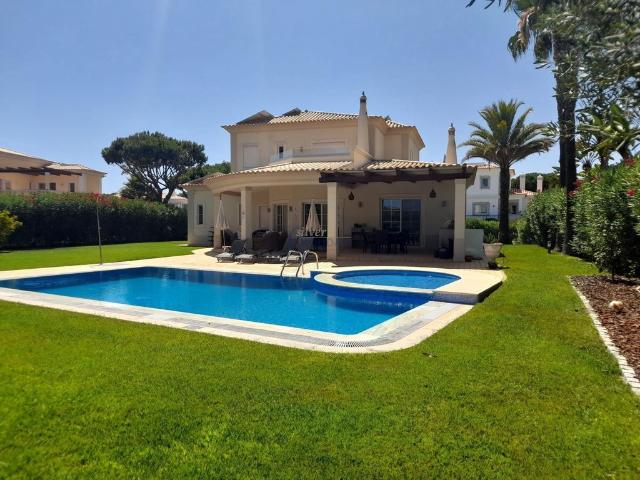 à venda Mansão de alto padrão de 280 m2, Vila Sol, Portugal