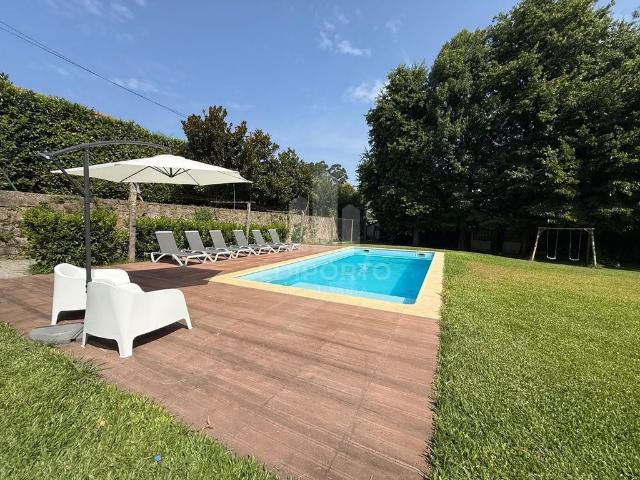à venda Mansão de alto padrão de 318 m2, Mafamude, Portugal