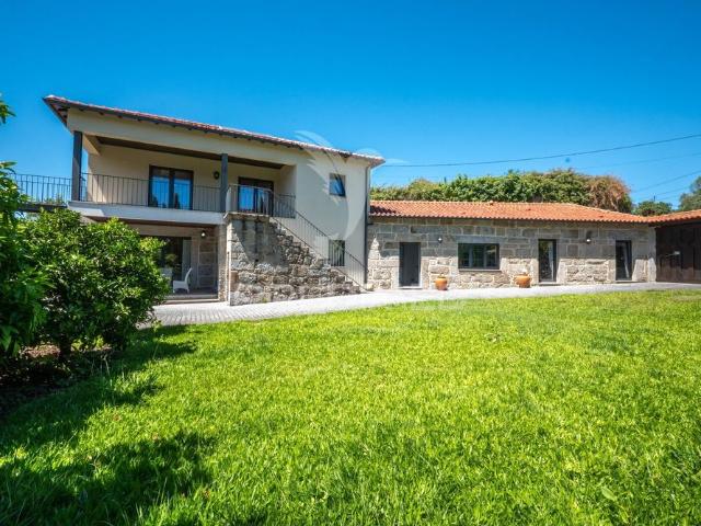 à venda Mansão alto padrão de 200 m2, Póvoa de Lanhoso, Portugal