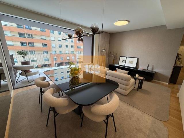 à venda Apartamento de alto padrão de 140 m2, Vila Nova de Gaia, Portugal