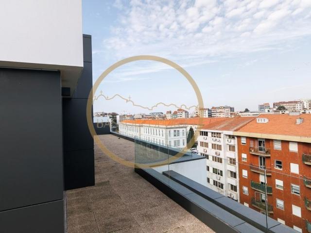 à venda Apartamento de alto padrão de 140 m2, Porto