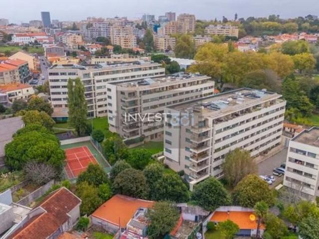 à venda Apartamento de alto padrão de 150 m2, Aldoar, Portugal