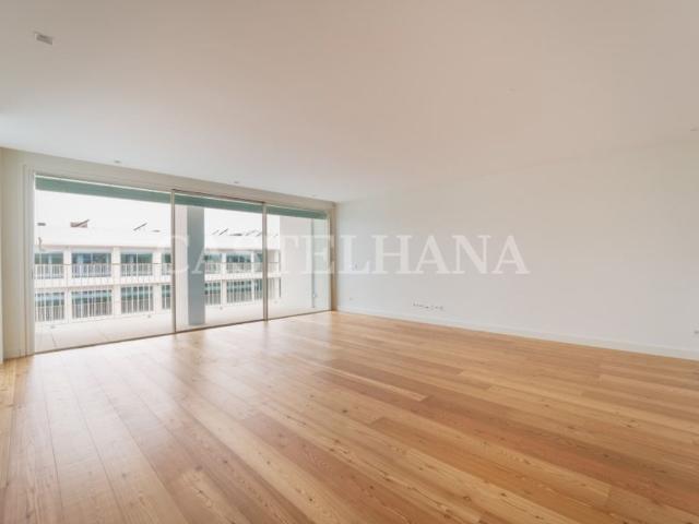 à venda Apartamento de alto padrão de 168 m2, Norte Shopping Senhora da Hora, Matosinhos, Porto