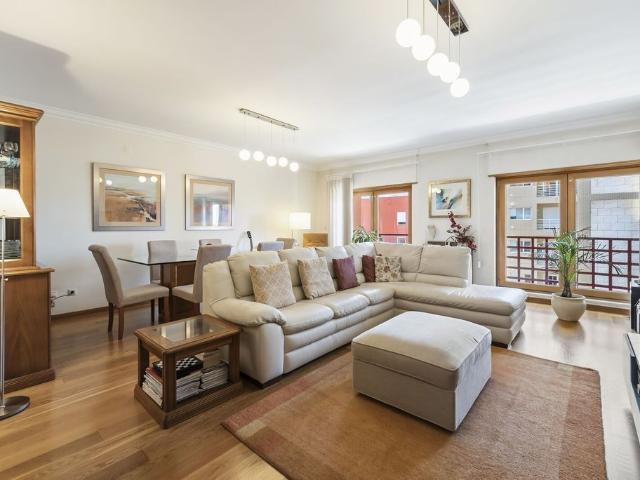 à venda Apartamento de alto padrão de 173 m2, Lisboa