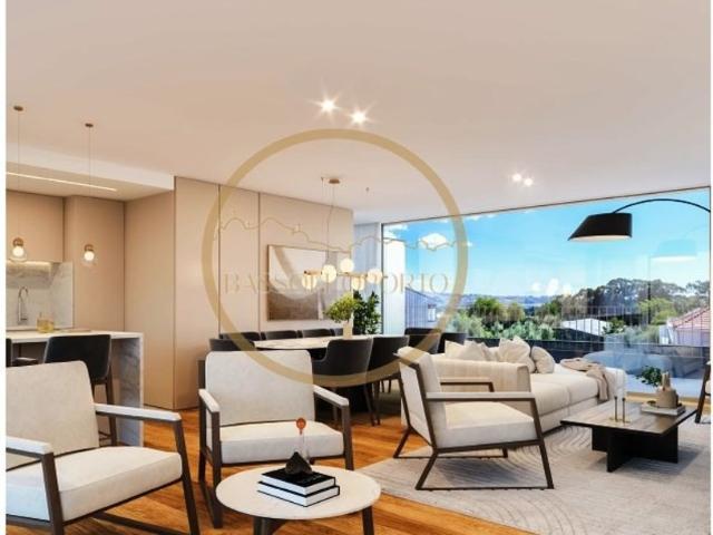 à venda Apartamento de alto padrão de 179 m2, Porto
