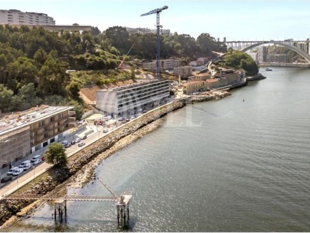 à venda Apartamento de alto padrão de 183 m2, Vila Nova de Gaia, Portugal