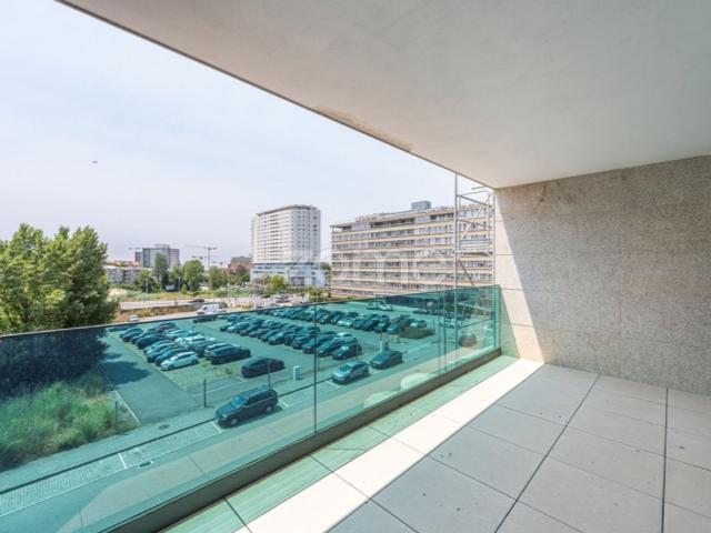 à venda Apartamento de alto padrão de 183 m2, Porto, Portugal
