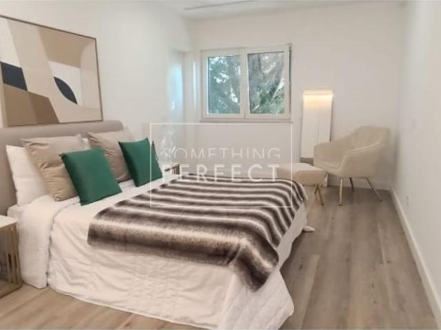 à venda Apartamento de alto padrão de 100 m2, Colegio Militar, Lisboa