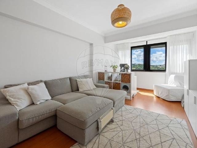 à venda Apartamento de alto padrão de 104 m2, Oeiras, Portugal