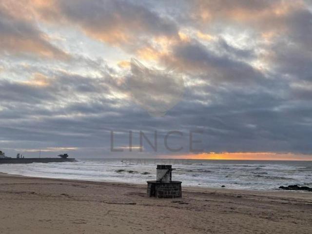 à venda Luxuoso apartamento de 104 m2, Praia, Matosinhos, Porto