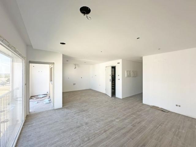 à venda Apartamento de alto padrão de 105 m2, Santa Marta do Pinhal, Seixal, Setúbal