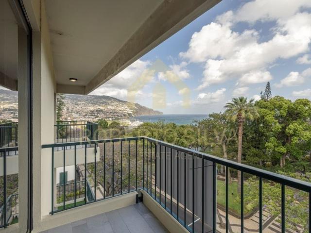 à venda Apartamento de alto padrão de 113 m2, Funchal, Madeira