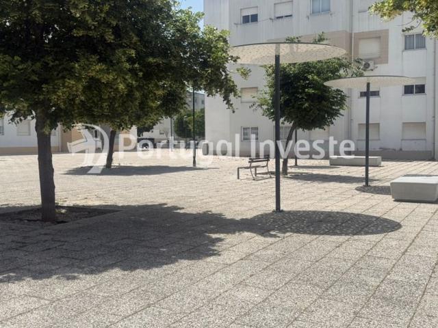 à venda Apartamento de alto padrão de 111 m2, Pingo Doce Queijas, Oeiras, Lisboa