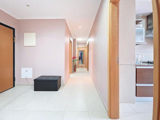 à venda Apartamento de alto padrão de 112 m2, Portimão, Portugal