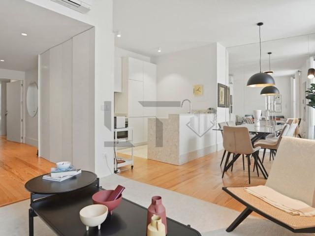 à venda Apartamento de alto padrão de 114 m2, Santa Marta Coracao de Jesus, Lisboa