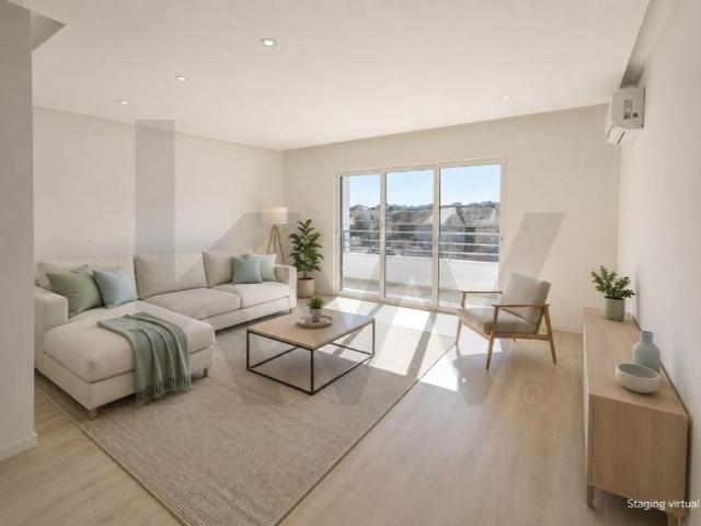 à venda Apartamento de alto padrão de 114 m2, Seixal, Setúbal
