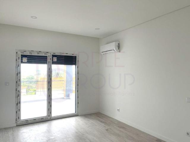 à venda Apartamento de alto padrão de 115 m2, Aldeia de Paio Pires, Seixal, Setúbal