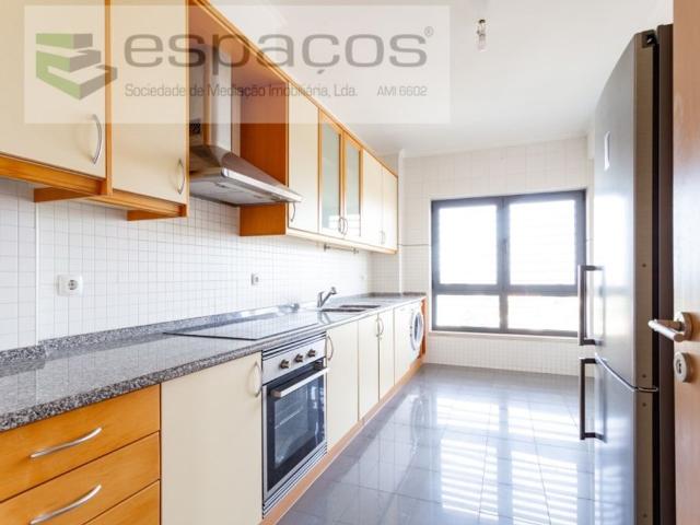 à venda Apartamento de alto padrão de 125 m2, Quinta da Parreirinha Bobadela, Loures, Lisboa