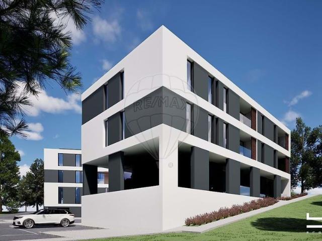 à venda Apartamento de alto padrão de 128 m2, Estômbar e Parchal, Portugal