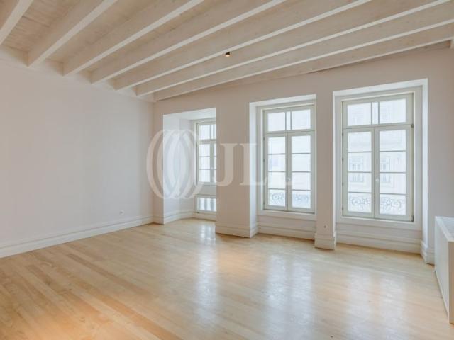 à venda Apartamento de alto padrão de 129 m2, Baixa Se, Porto