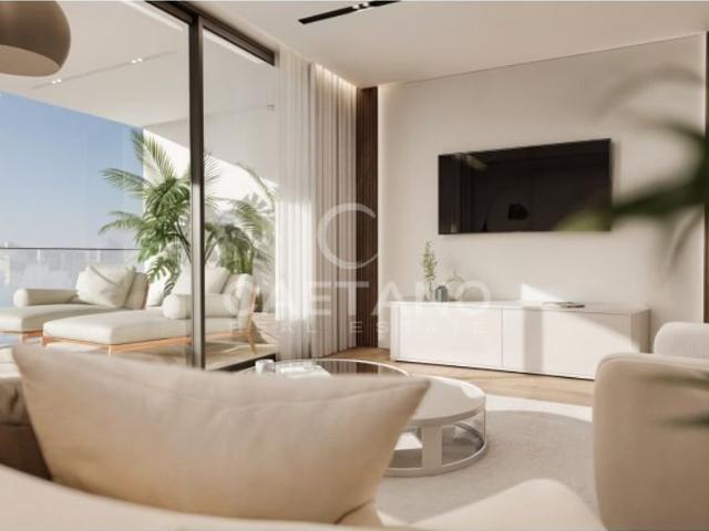 à venda Apartamento de alto padrão de 133 m2, Funchal, Madeira