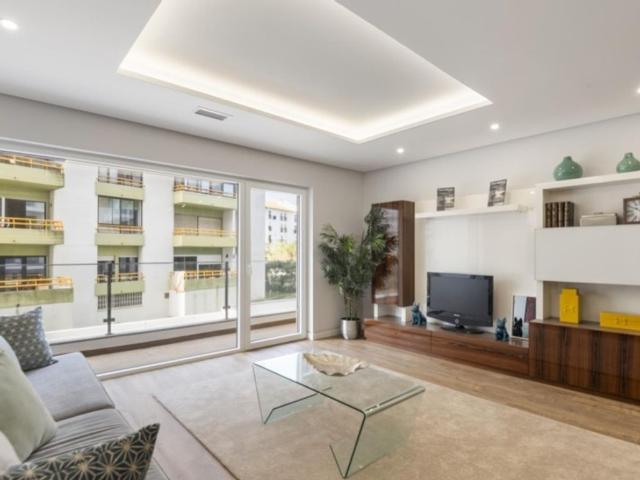 à venda Apartamento de alto padrão de 134 m2, Cascais e Estoril, Portugal