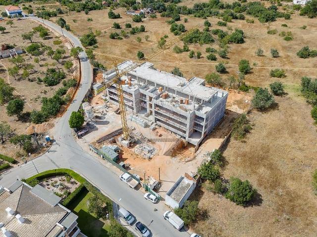 à venda Apartamento de alto padrão de 136 m2, Alvor, Faro