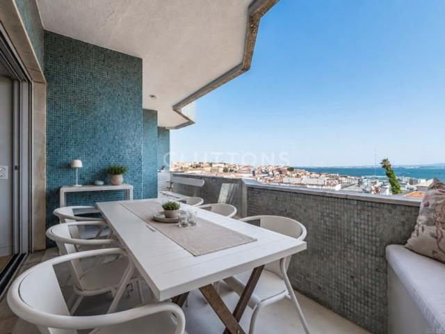 à venda Apartamento de alto padrão de 271 m2, Lapa, Lisboa