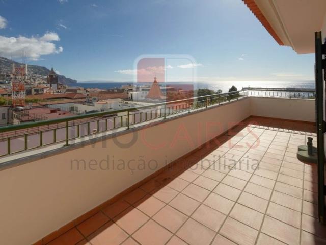 à venda Apartamento de luxo, Funchal, Madeira