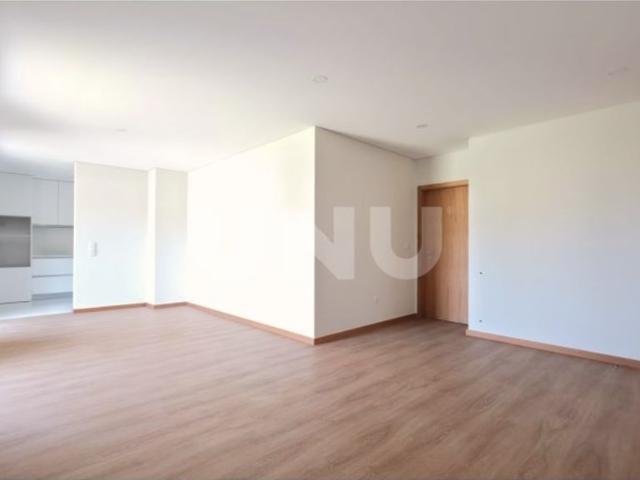 à venda Apartamento de alto padrão de 200 m2, Ovar, Aveiro