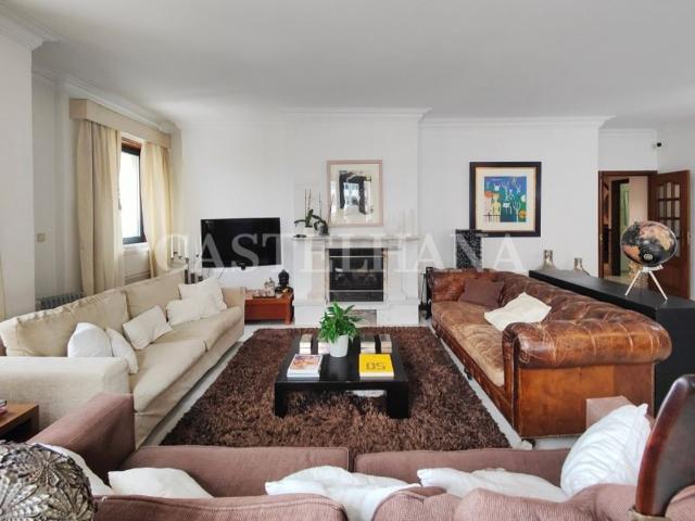 à venda Apartamento de alto padrão de 234 m2, Avenida de Roma Sao Joao de Deus, Lisboa