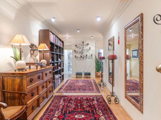 à venda Apartamento de alto padrão de 340 m2, Porto, Portugal