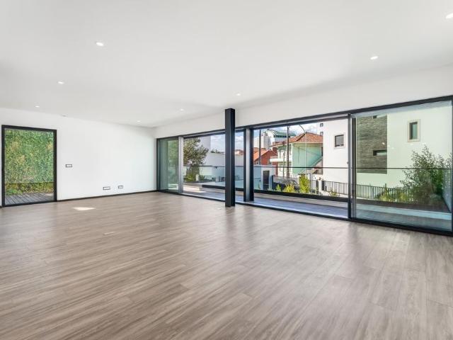 à venda Apartamento de alto padrão de 352 m2, Oeiras, Lisboa