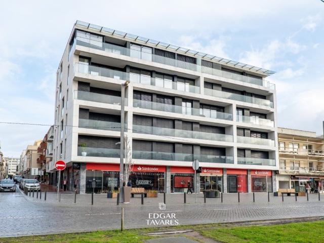 à venda Apartamento de alto padrão de 365 m2, Espinho, Aveiro
