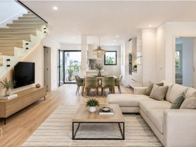 à venda Apartamento de alto padrão de 311 m2, Repeses, Viseu