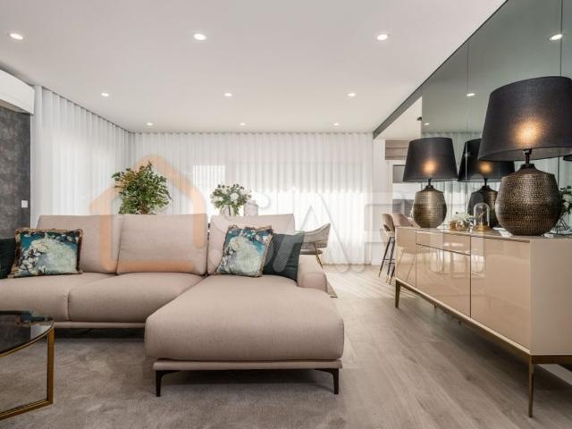 à venda Apartamento de alto padrão de 472 m2, Montijo, Setúbal