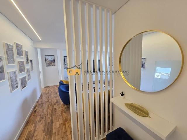 à venda Apartamento de alto padrão de 4 m2, Porto
