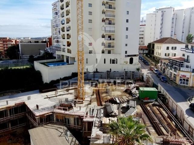 à venda Apartamento de alto padrão de 75 m2, Portimão, Faro