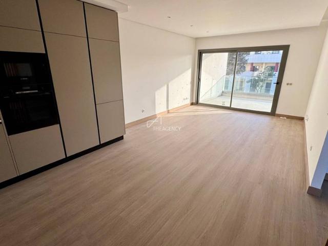 à venda Apartamento de alto padrão de 80 m2, Albufeira e Olhos de Água, Portugal
