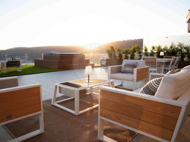 à venda Apartamento de alto padrão de 80 m2, Sesimbra, Setúbal
