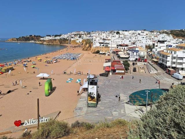 à venda Apartamento de alto padrão de 82 m2, Albufeira e Olhos de Água, Albufeira, Faro