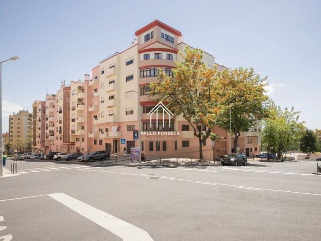 à venda Apartamento de alto padrão de 96 m2, Odivelas, Portugal