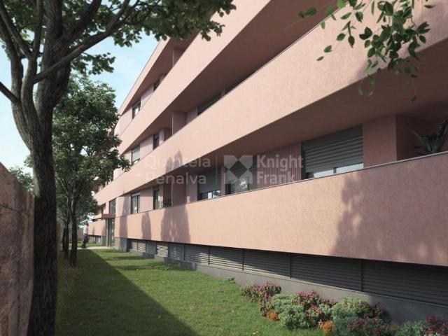 à venda Apartamento de alto padrão de 99 m2, Porto