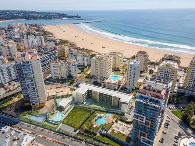 à venda Apartamento de alto padrão de 93 m2, Praia da Rocha, Portimão, Faro
