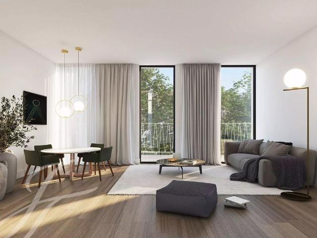 à venda Apartamento de alto padrão de 141 m2, Santo António, Lisboa